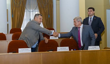 Заксоб проголосовал за Сергея Балыкина и процедуру выборов мэра